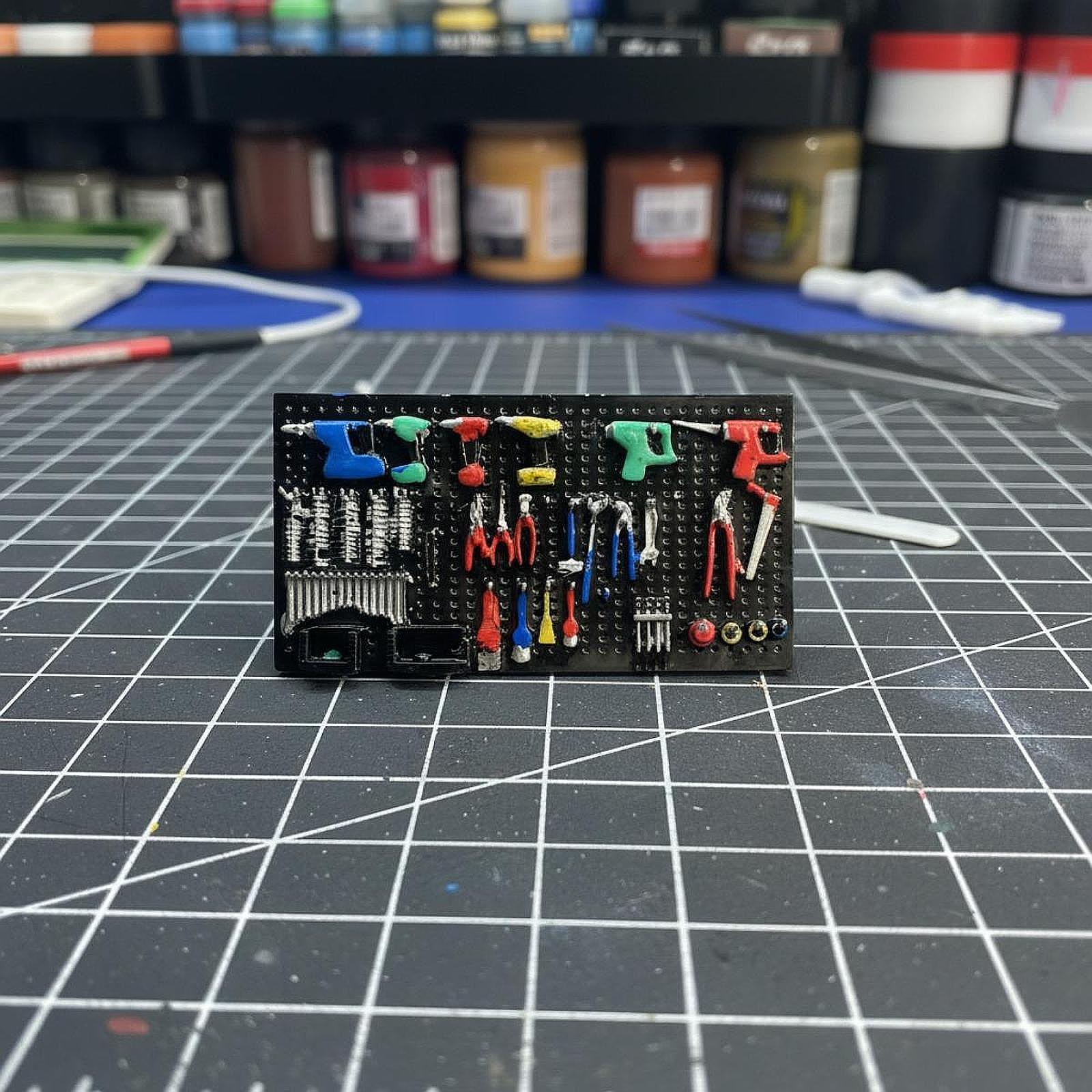 Model Bor Listrik 1:64 dengan  - Auto Repair Shop Layout ulasan dan harga